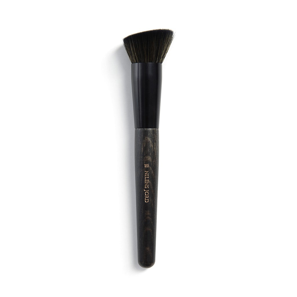 Nilens Jord Angled Foundation Brush Pure Collection nr. 185
