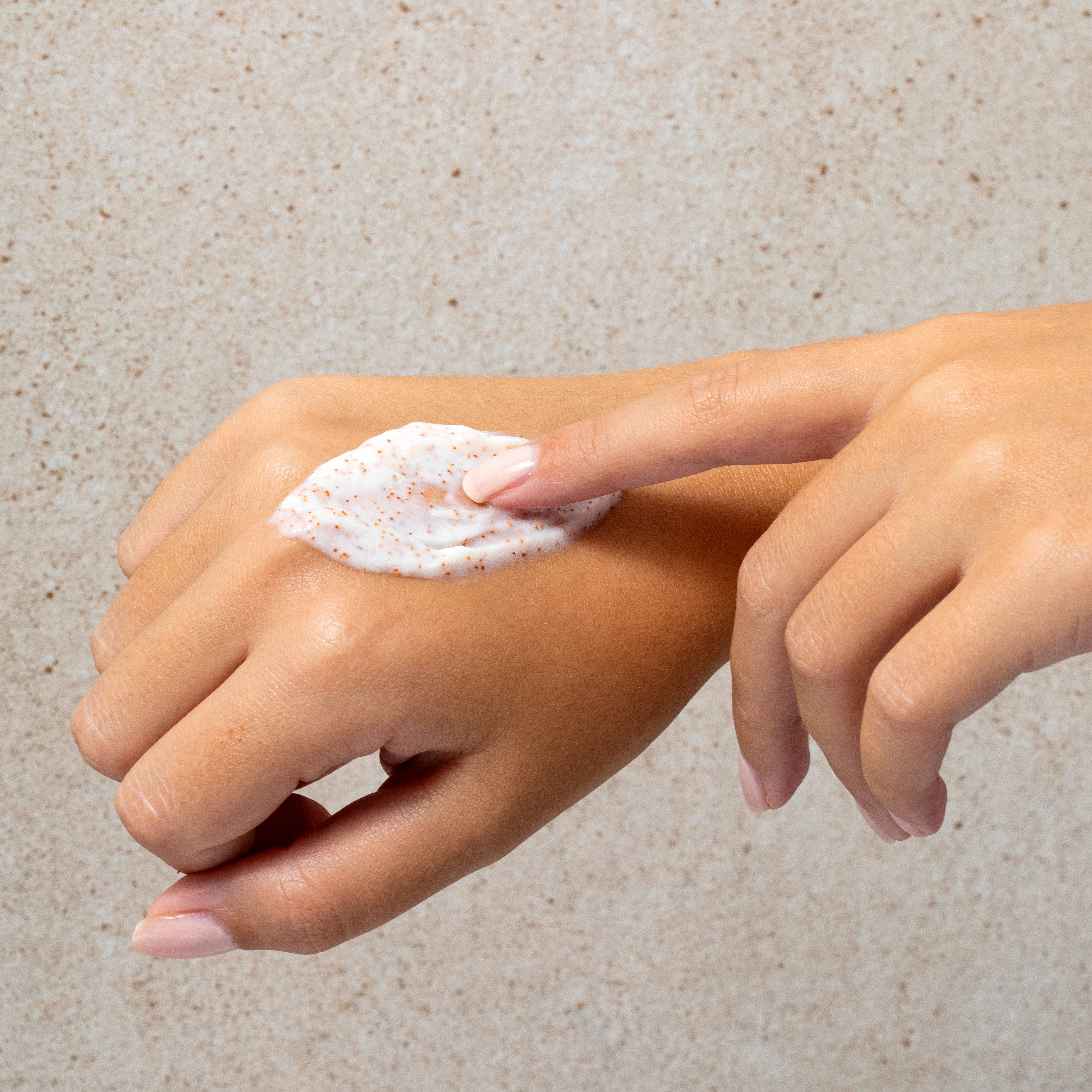 Alma K Creamy Exfoliating Cleanser 100 ml