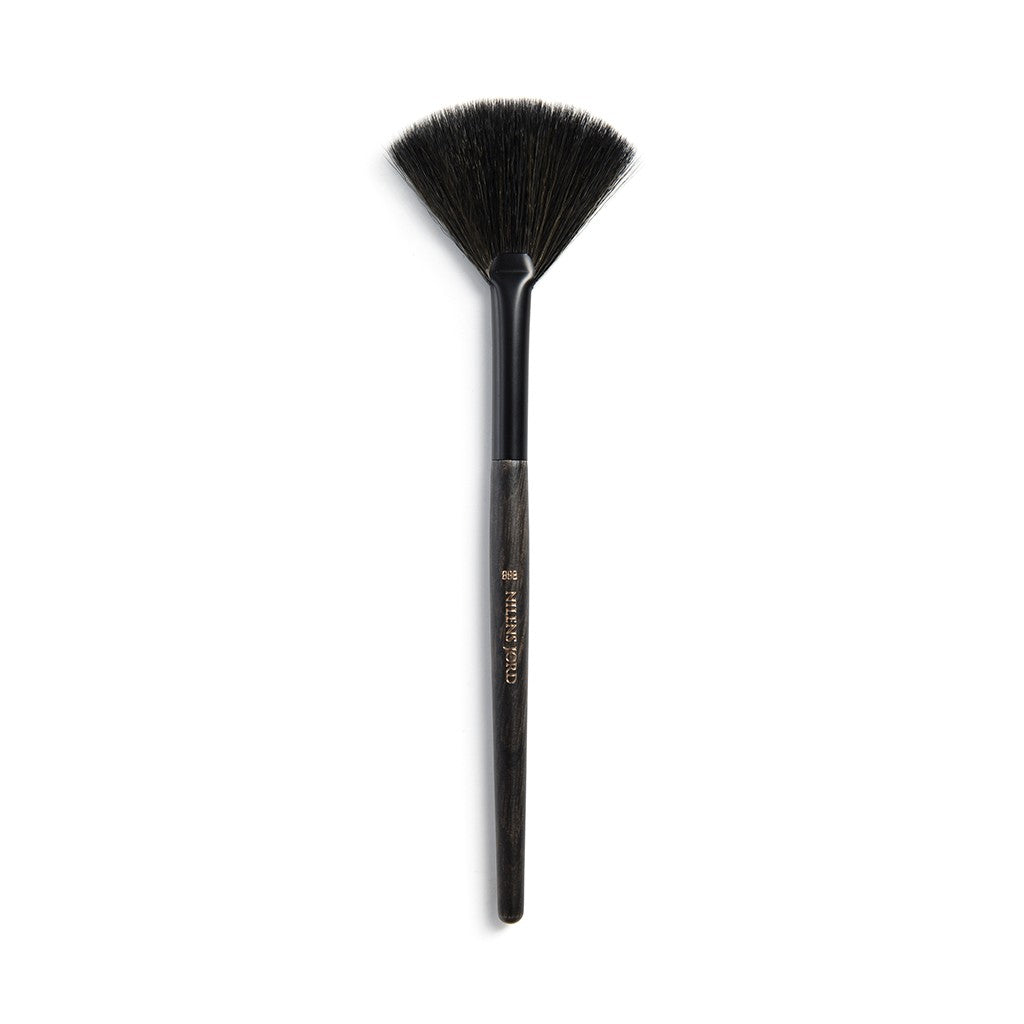 Nilens Jord Fan Brush Pure Collection nr. 888
